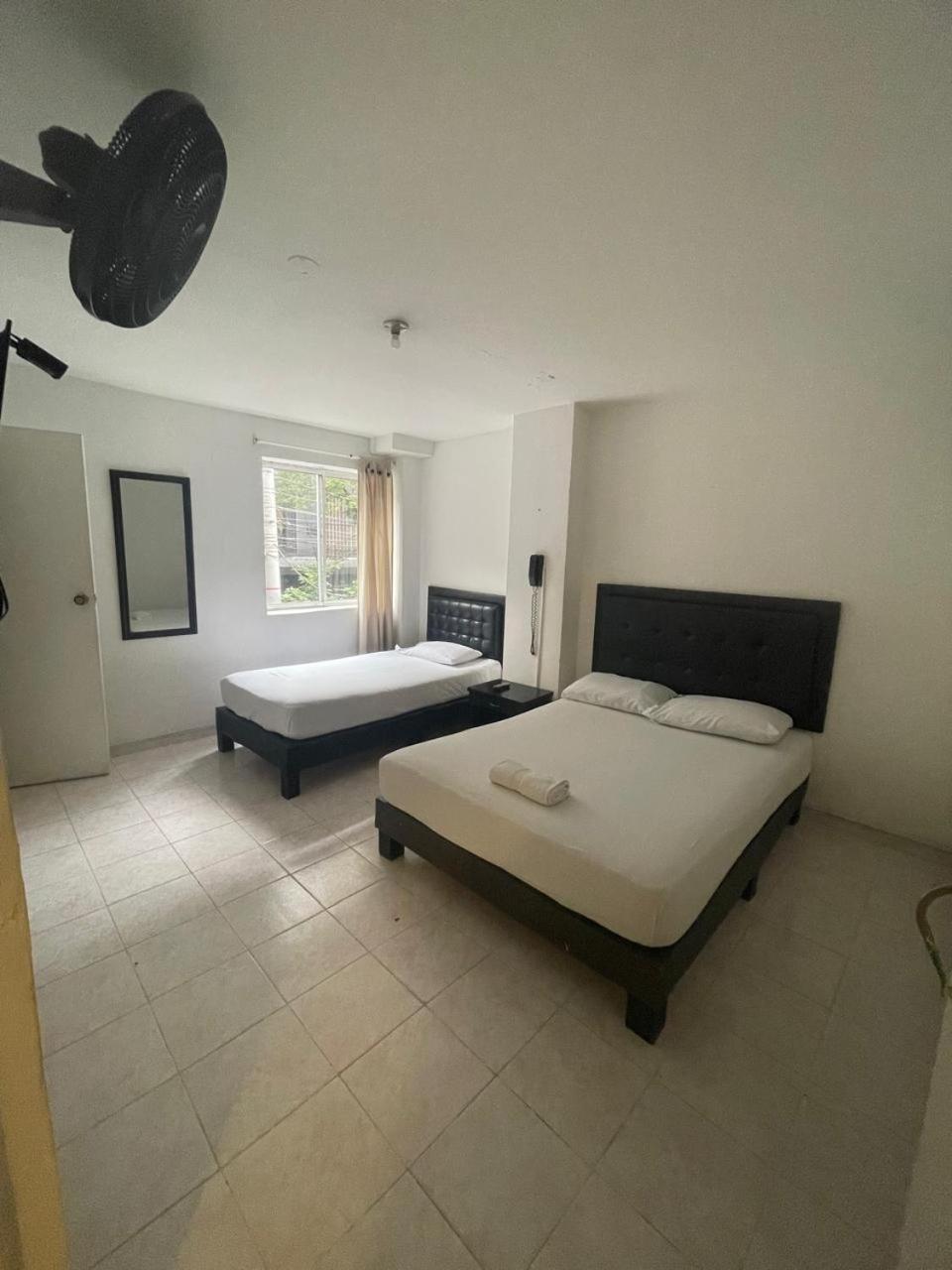 Hotel Villa Real Medellín Extérieur photo